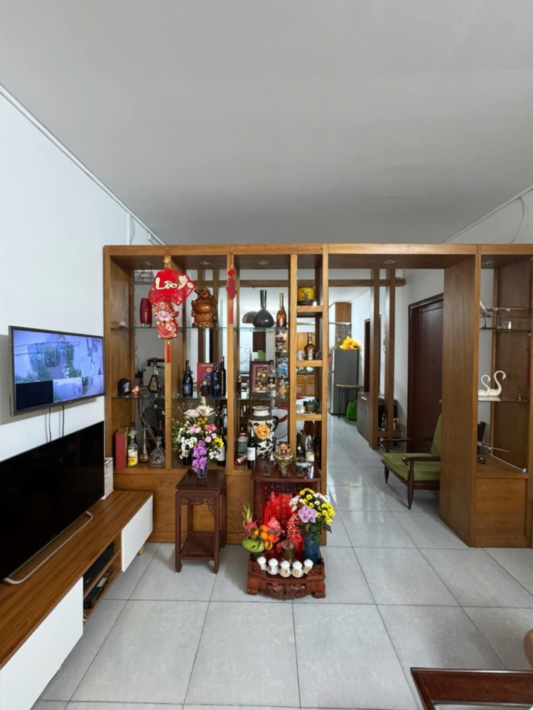 Bán nhà hẻm 134 Cách Mạng Tháng Tám, Quận 3