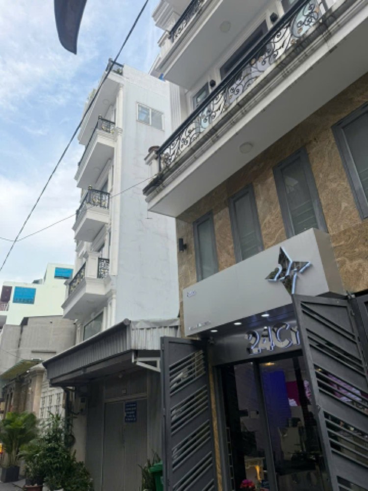 Bán nhà hẻm 205 Trần Văn Đang, Quận 3 - ảnh 1