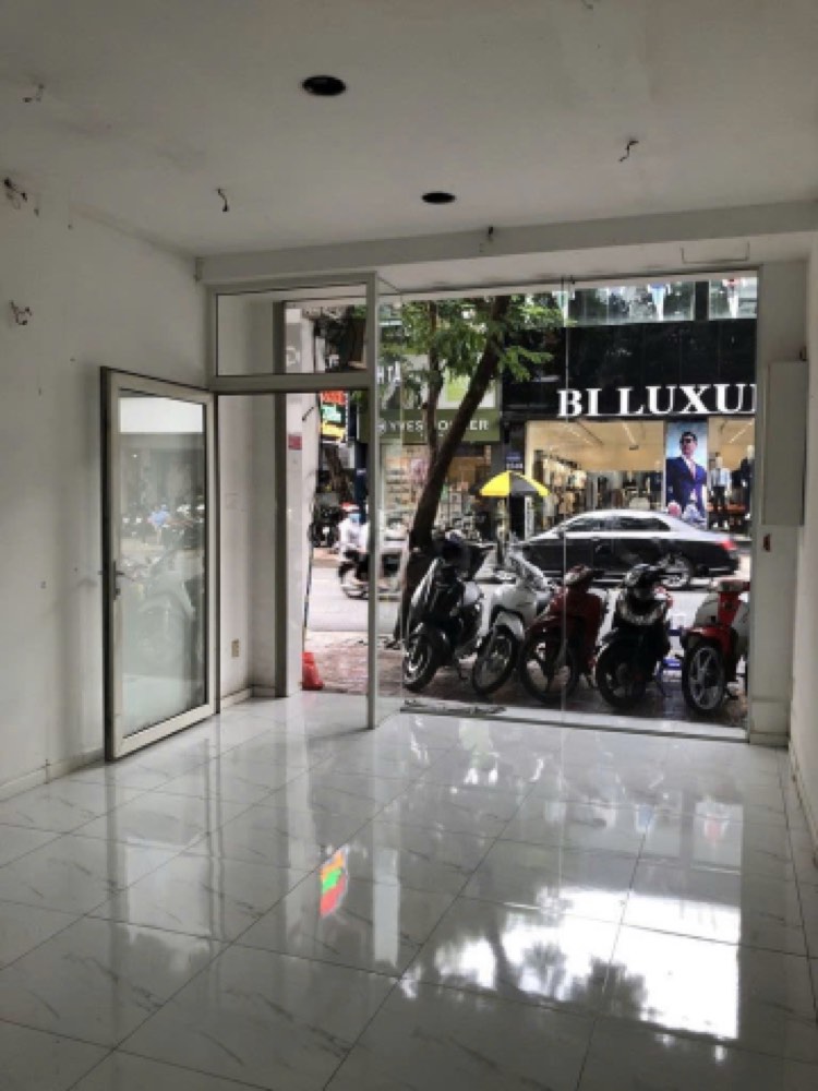 Bán nhà mặt tiền Lê Văn Sỹ, Phú Nhuận