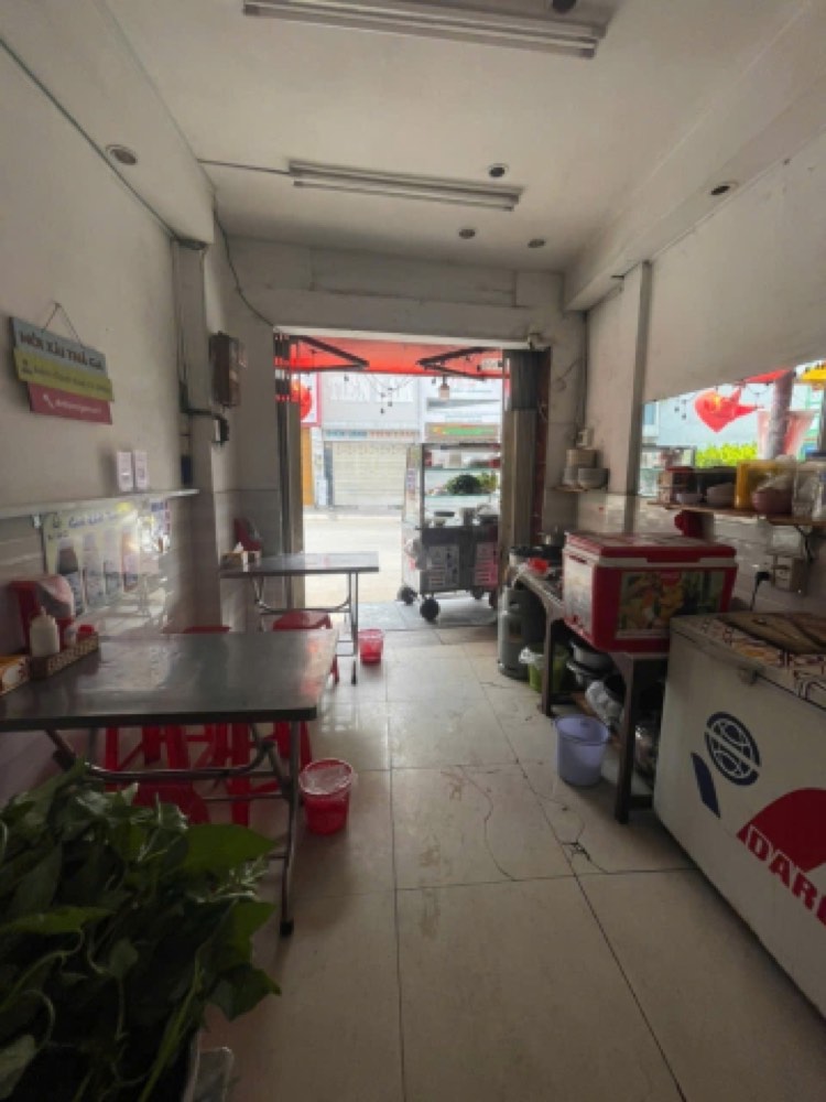 Bán nhà mặt tiền Nguyễn Kiệm, Phú Nhuận - ảnh 1