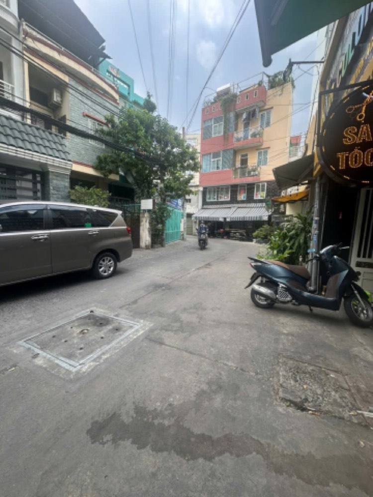 Bán nhà hẻm 3 Thành Thái, Quận 10