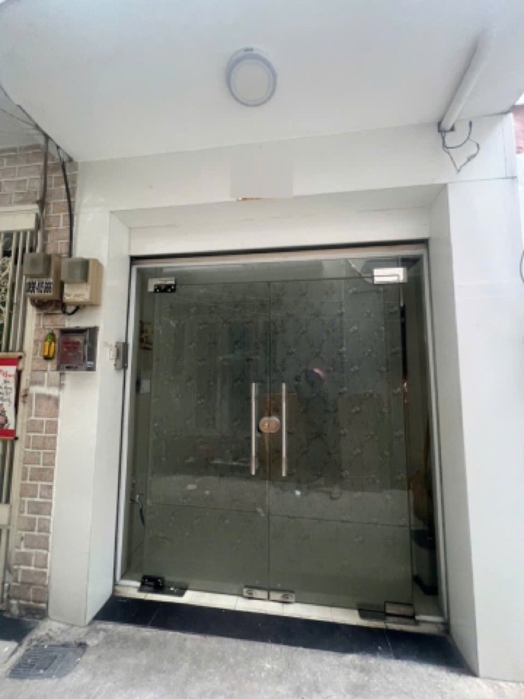 Bán nhà hẻm 345 Trần Hưng Đạo, Quận 1 - ảnh chính