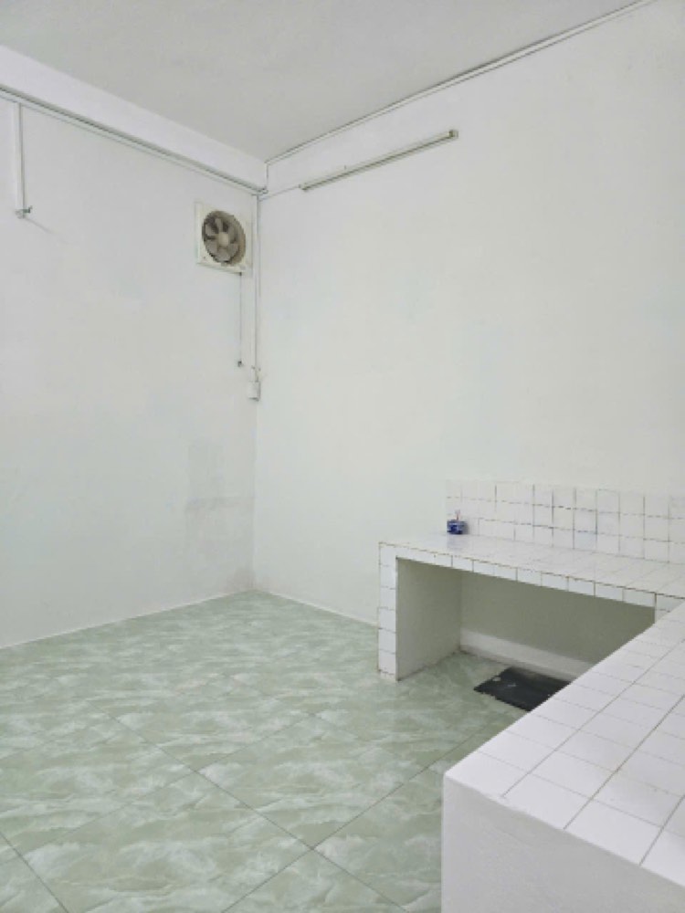 Bán nhà hẻm 139 Cống Quỳnh, Quận 1 - ảnh 1
