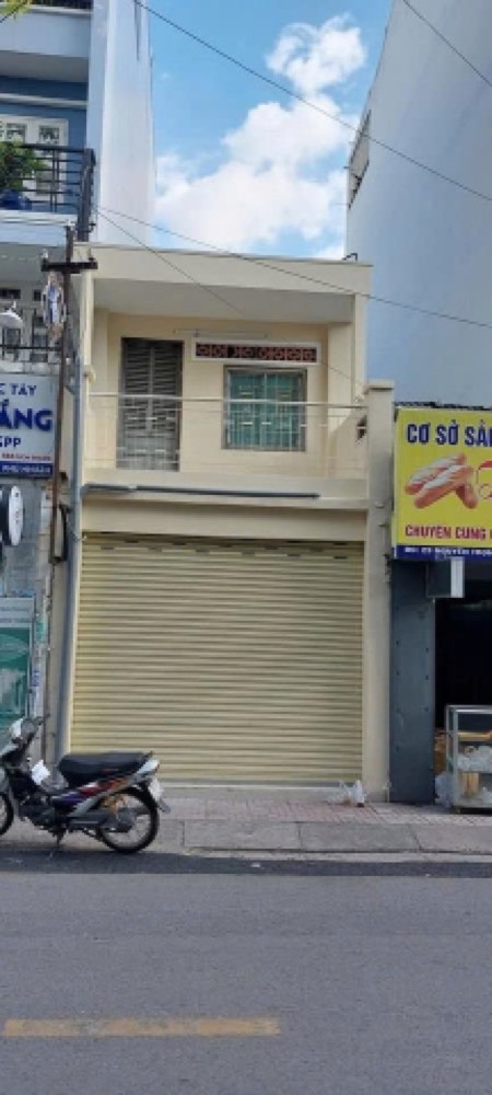 Bán nhà mặt tiền Nguyễn Trọng Tuyển, Phú Nhuận - ảnh 1