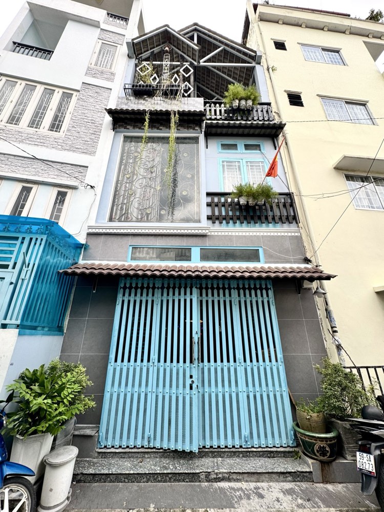 Bán nhà hẻm 43 Tăng Bạt Hổ, Bình Thạnh