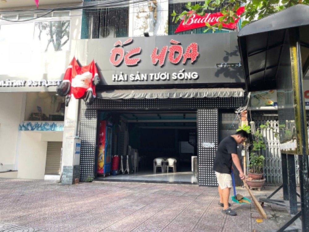 Bán nhà mặt tiền Trường Sa, Tân Bình - ảnh 1