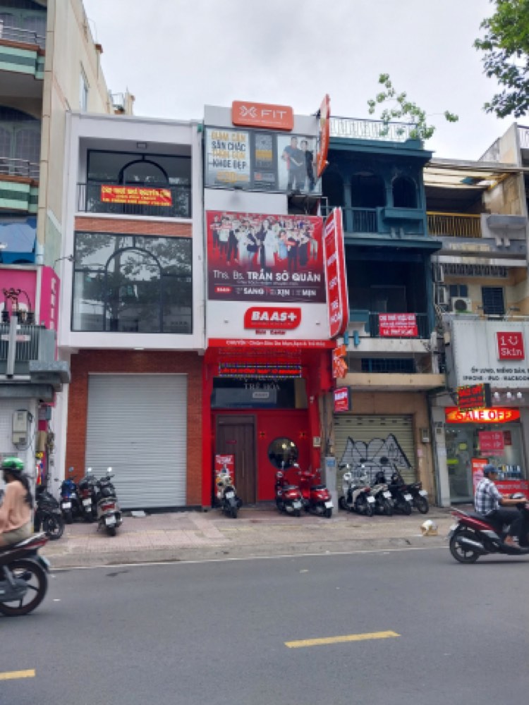 Bán nhà mặt tiền Nguyễn Trãi, Quận 5 - ảnh 1