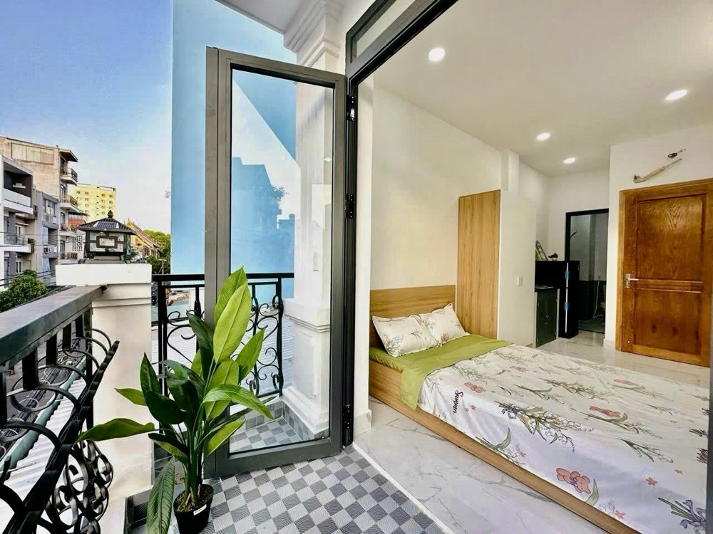 Bán nhà mặt tiền Nguyễn Thượng Hiền, Bình Thạnh