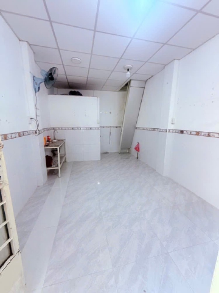 Bán nhà hẻm 117 Cống Quỳnh, Quận 1 - ảnh 1