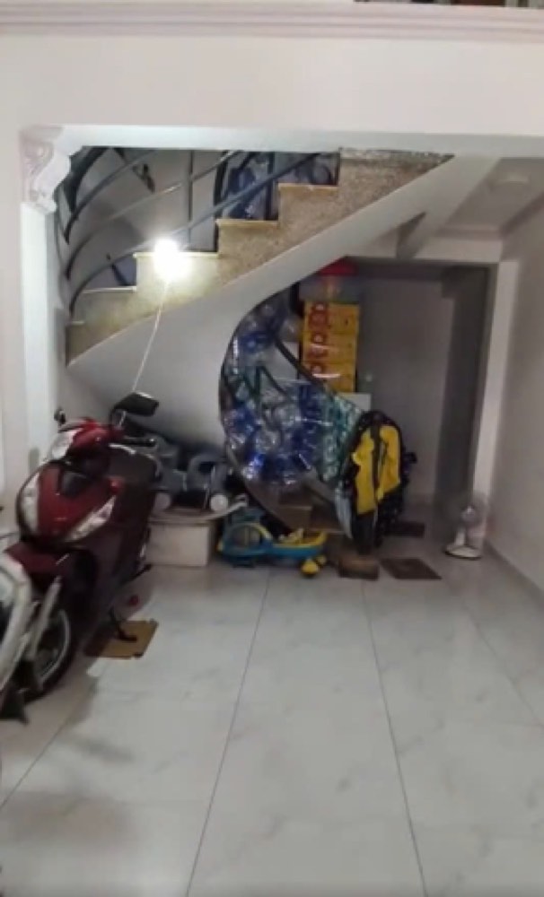 Bán nhà hẻm 702 Điện Biên Phủ, Quận 10 - ảnh 1