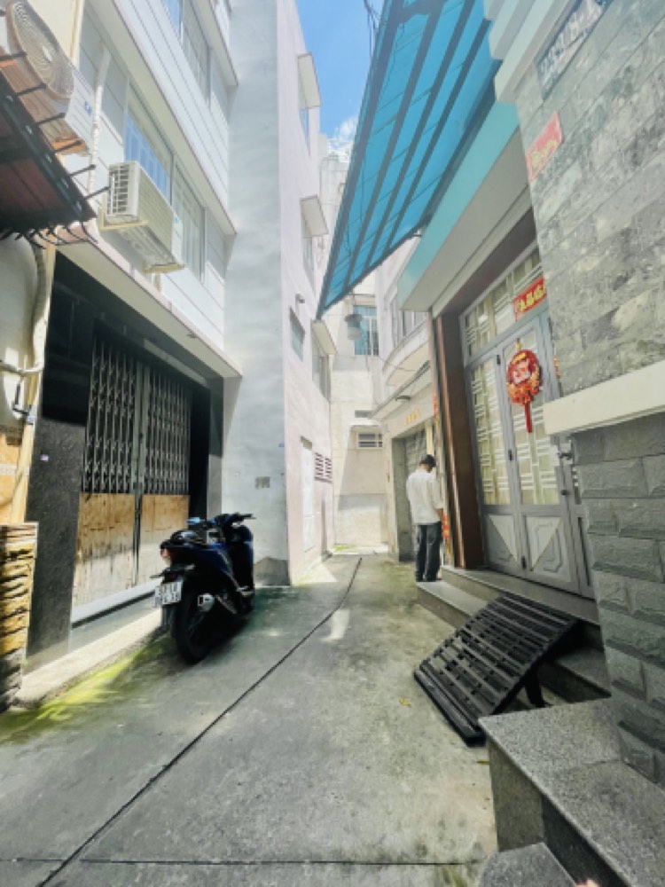 Bán nhà hẻm 232 Ngô Gia Tự, Quận 10 - ảnh 1