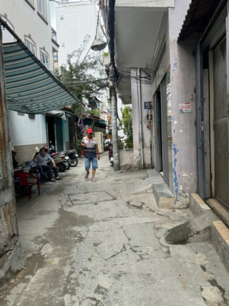 Bán nhà hẻm 242 Nguyễn Thiện Thuật, Quận 3 - ảnh 1