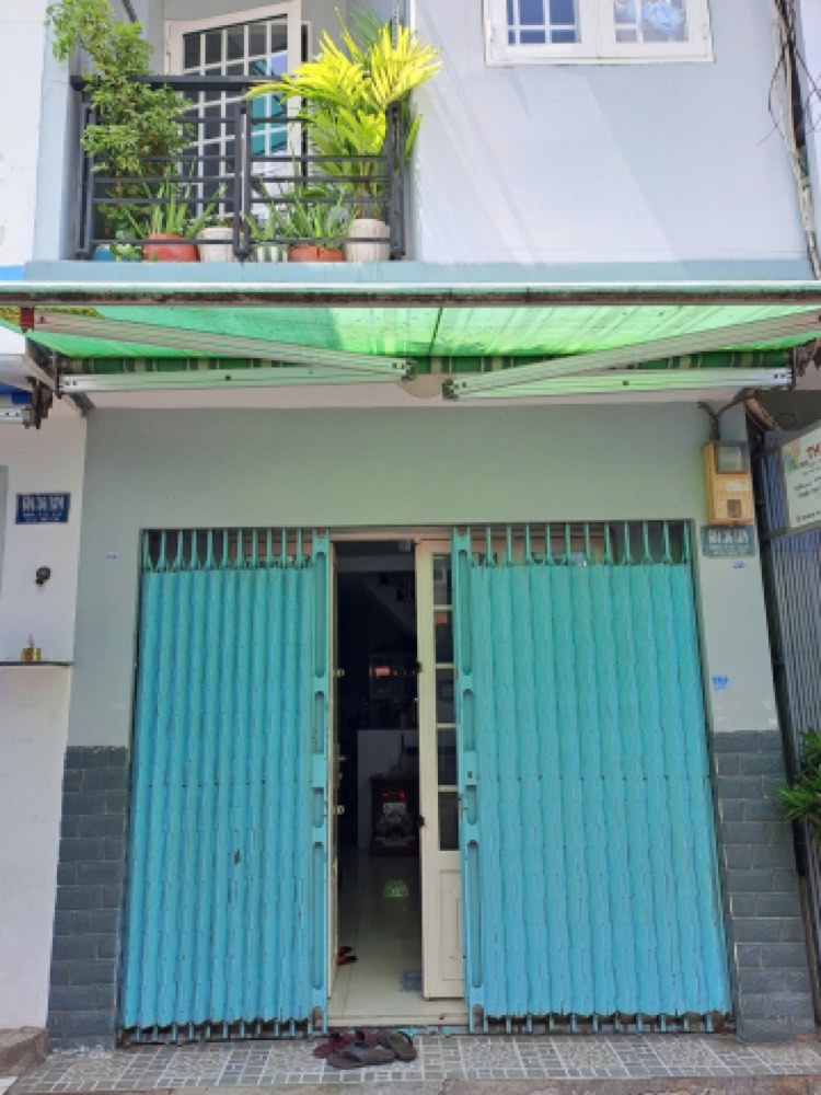 Bán nhà hẻm 601 Cách Mạng Tháng Tám, Quận 10 - ảnh 1