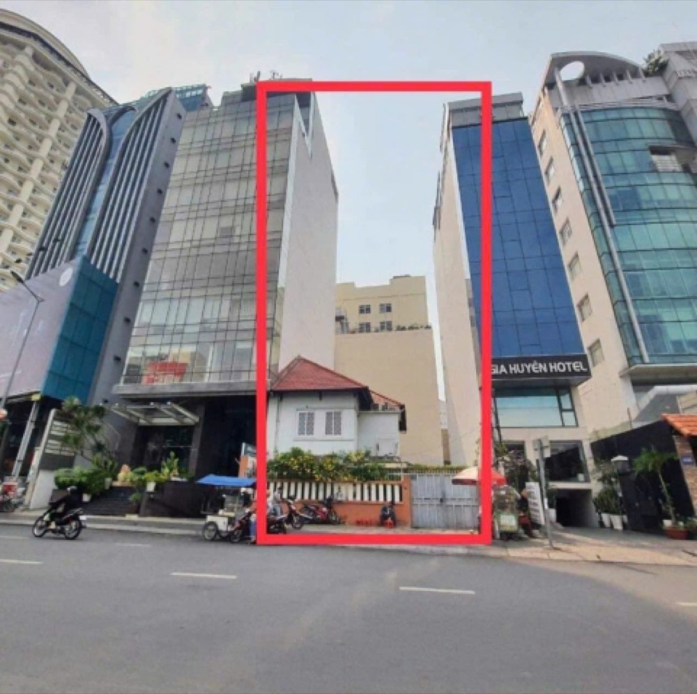 Bán nhà mặt tiền 111bis Lý Chính Thắng, Quận 3 - ảnh 1
