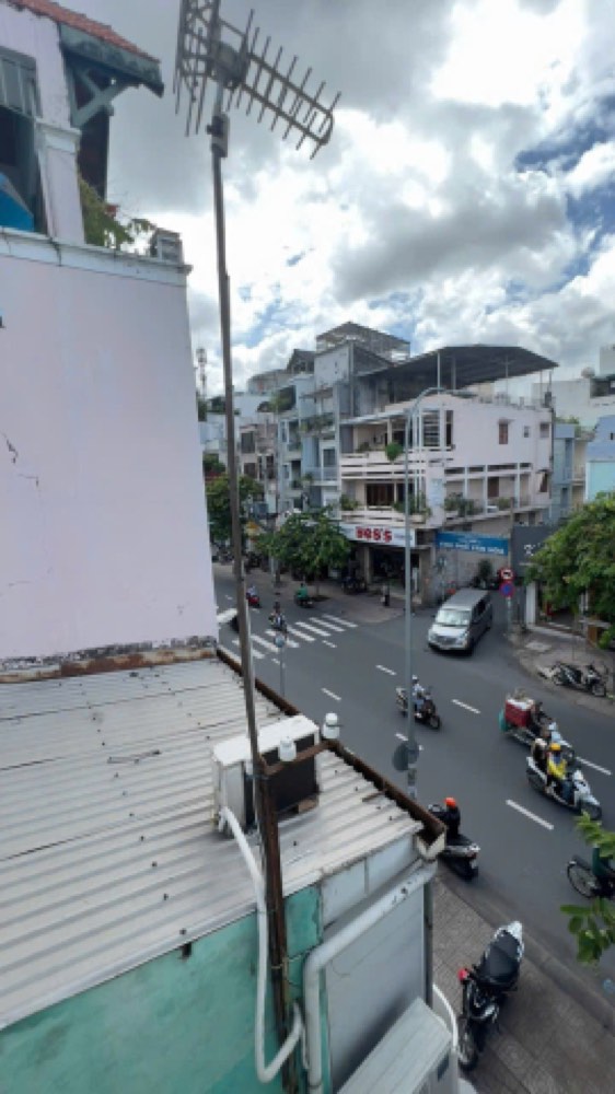 Bán nhà mặt tiền Nguyễn Đình Chiểu, Quận 3 - ảnh 1
