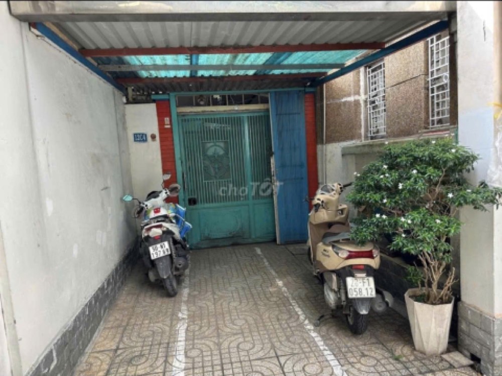 Bán nhà mặt tiền Nguyễn Thị Minh Khai, Quận 1 - ảnh 1