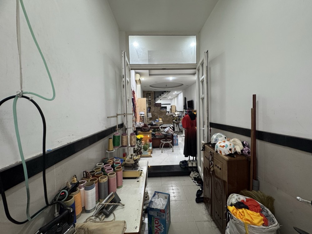 Bán nhà hẻm đường Bà Lê Chân và 27.4 Đường Bà Lê Chân, Quận 1