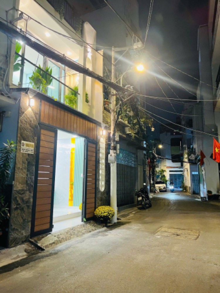 Bán nhà hẻm 100 Thích Quảng Đức, Phú Nhuận - ảnh chính