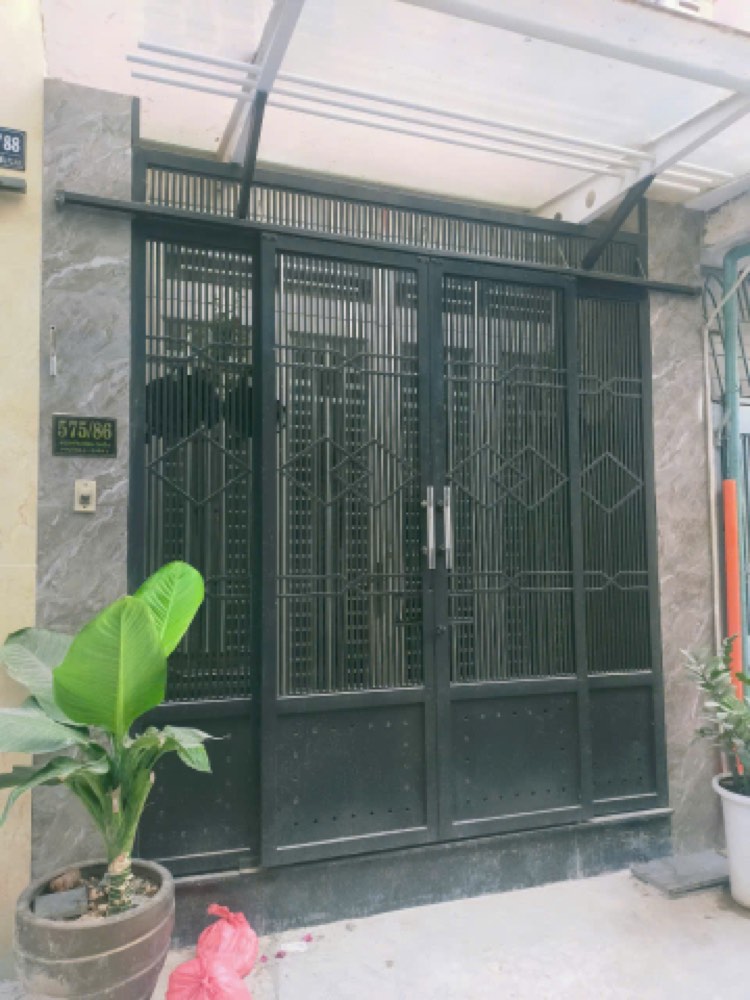 Bán nhà hẻm 575 Nguyễn Đình Chiểu, Quận 3 - ảnh 1