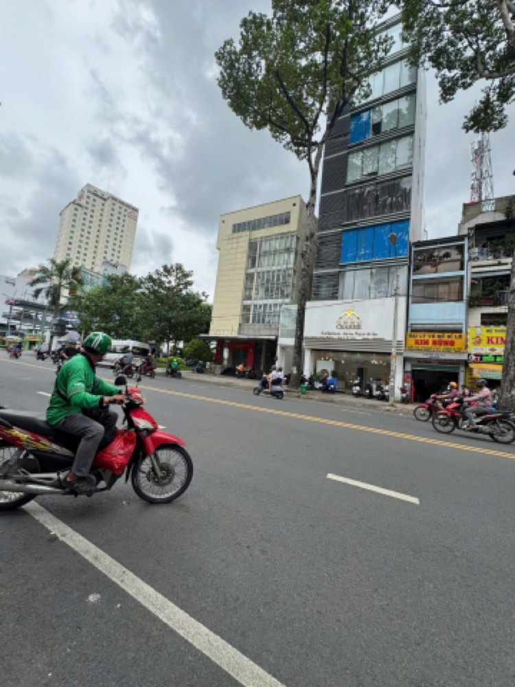 Bán nhà mặt tiền An Dương Vương, Quận 5 - ảnh 1