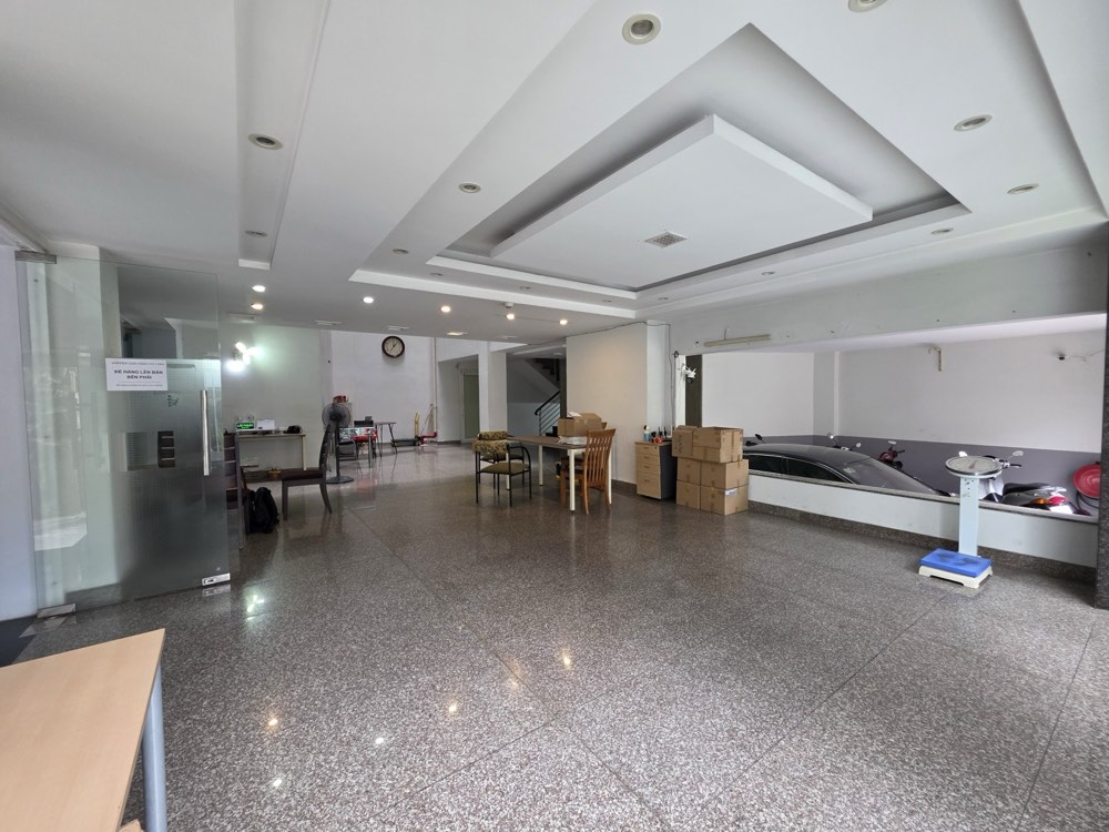Bán nhà hẻm 134 Cách Mạng Tháng Tám, Quận 3