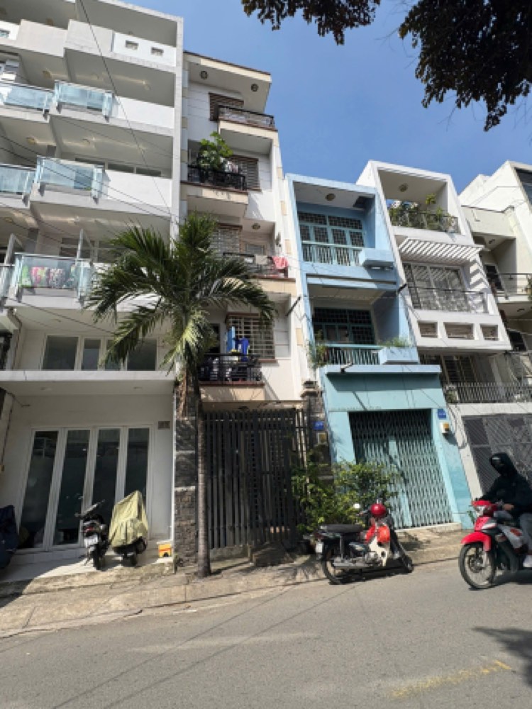 Bán nhà hẻm 133 Hòa Hưng, Quận 10 - ảnh chính