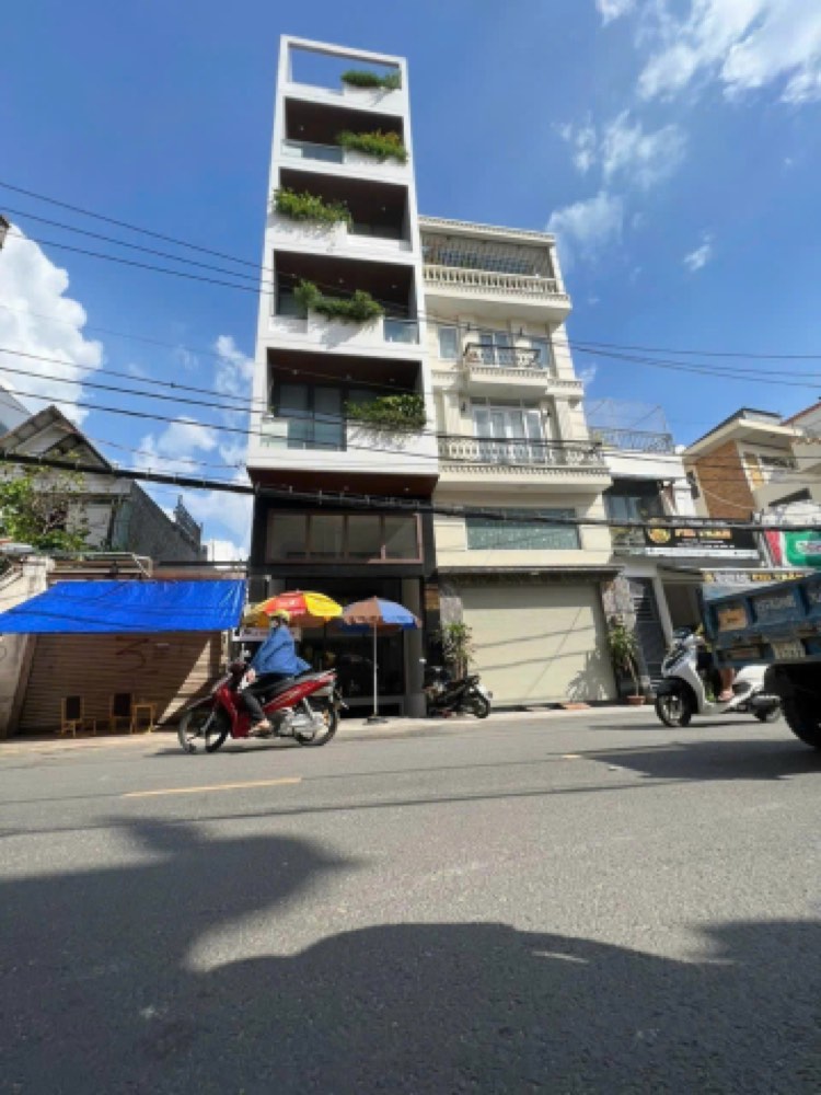 Bán nhà mặt tiền Nguyễn Thượng Hiền, Bình Thạnh