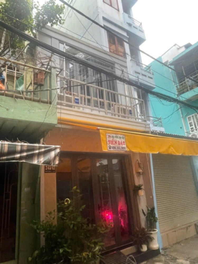 Bán nhà hẻm 243 Nguyễn Kim, Quận 10