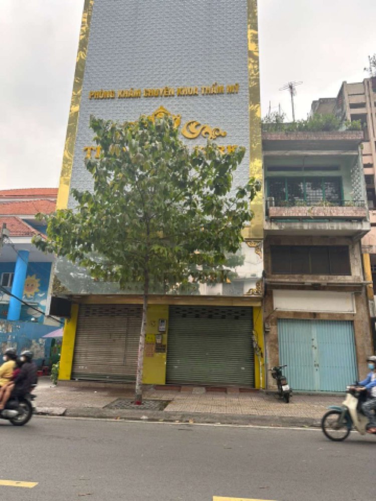 Bán nhà mặt tiền Nguyễn Trãi, Quận 5 - ảnh 1
