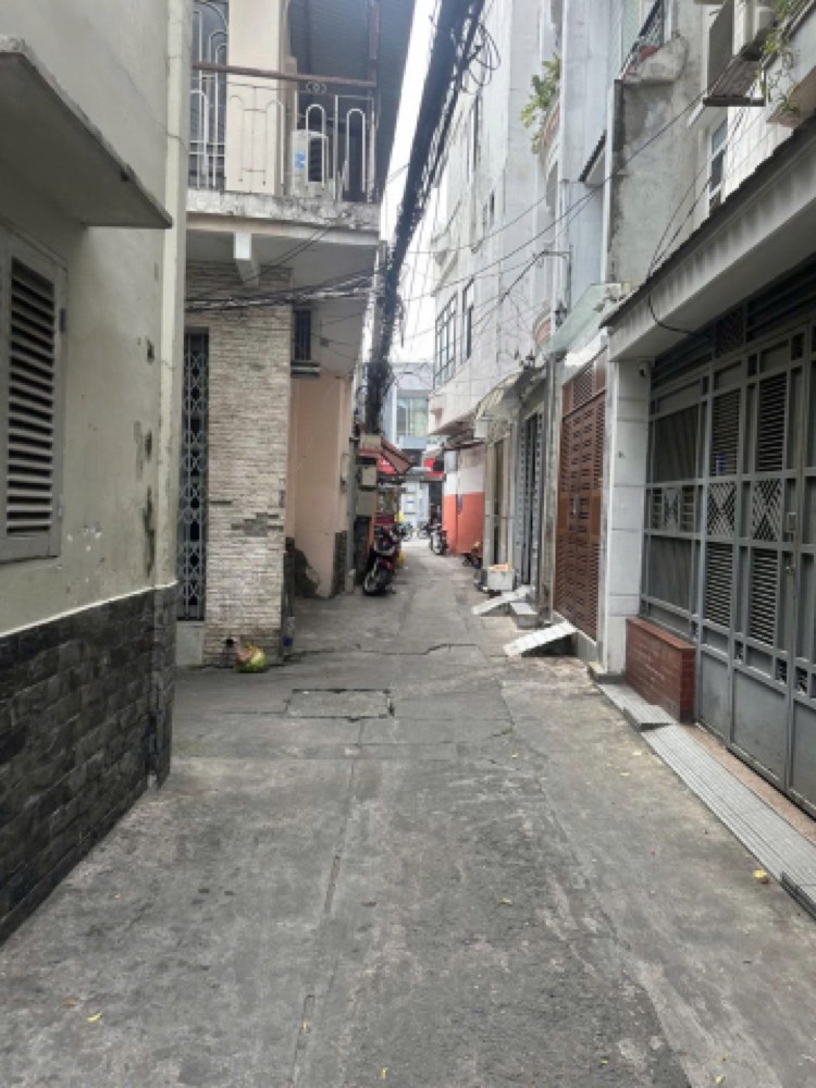 Bán nhà hẻm 175 Nguyễn Biểu, Quận 5 - ảnh chính
