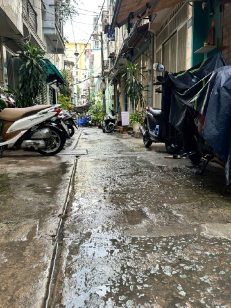 Bán nhà hẻm 16 Nguyễn Thiện Thuật, Quận 3 - ảnh 1