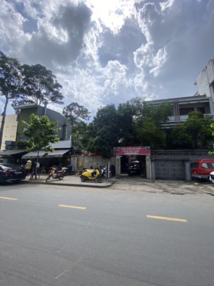 Bán nhà mặt tiền 134 Sương Nguyệt Anh, Quận 1 - ảnh 1