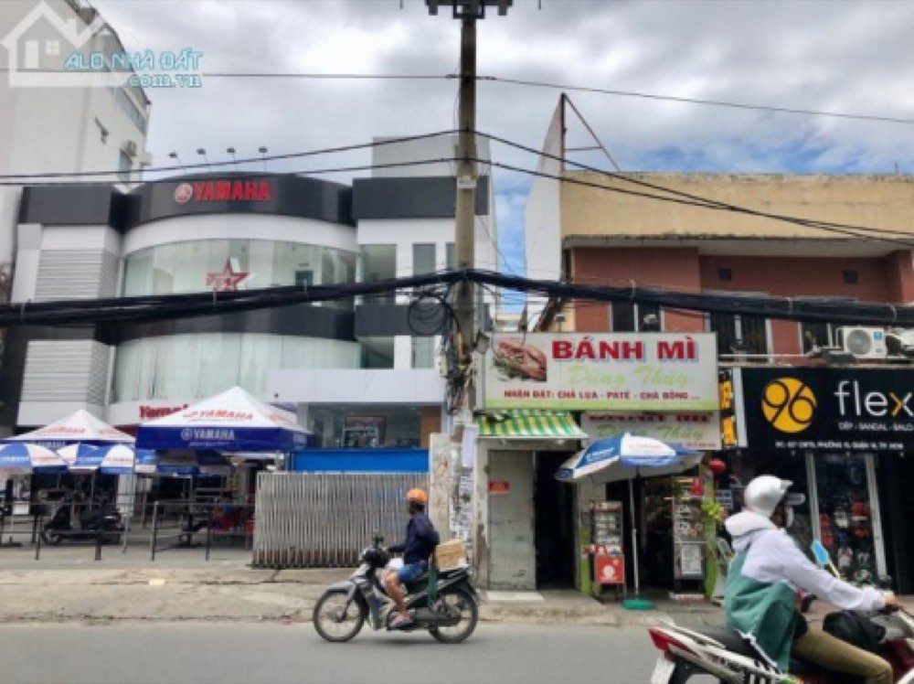 Bán nhà mặt tiền 627 Cách Mạng Tháng Tám, Quận 10 - ảnh 1