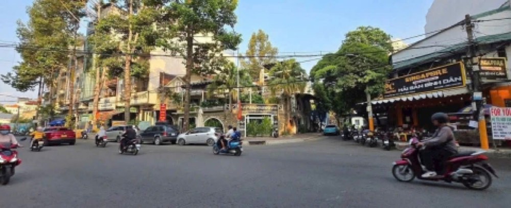 Bán nhà mặt tiền 287-289-291-293 Nguyễn Gia Trí, Bình Thạnh