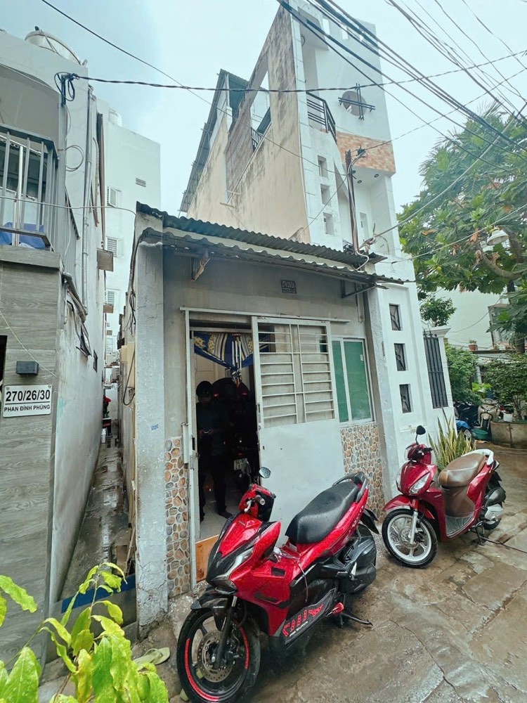 Bán nhà hẻm 270 Phan Đình Phùng, Phú Nhuận