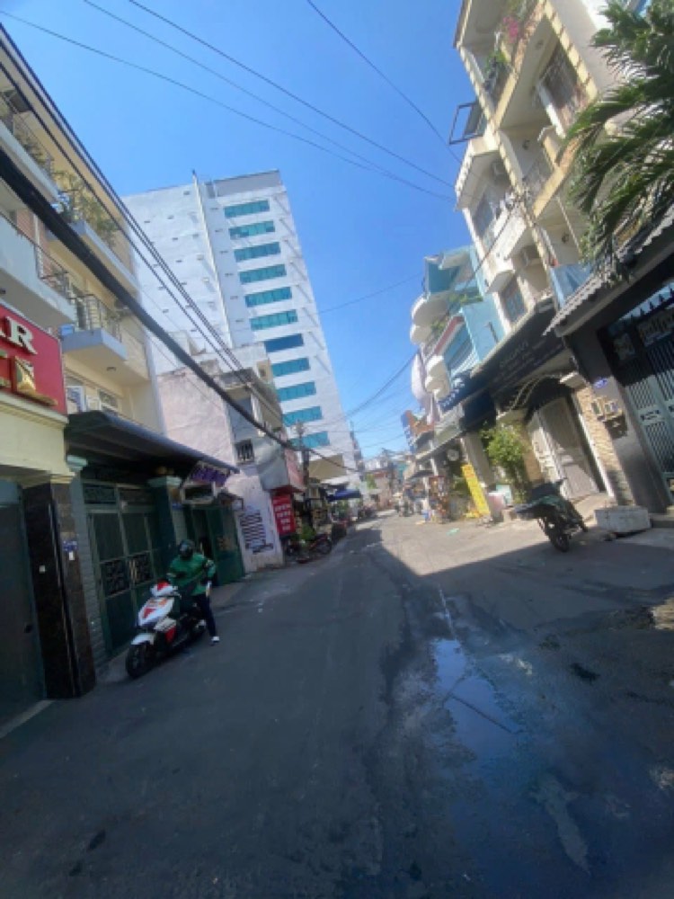 Bán nhà hẻm 540 Cách Mạng Tháng Tám, Quận 3 - ảnh 1