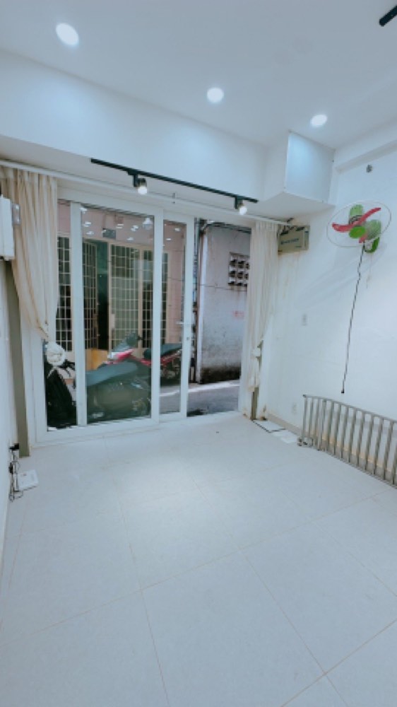 Bán nhà hẻm 6 Vườn Chuối, Quận 3 - ảnh chính