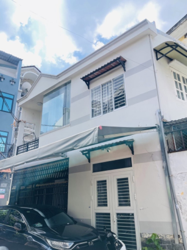 Bán nhà hẻm 686 Cách Mạng Tháng Tám, Tân Bình