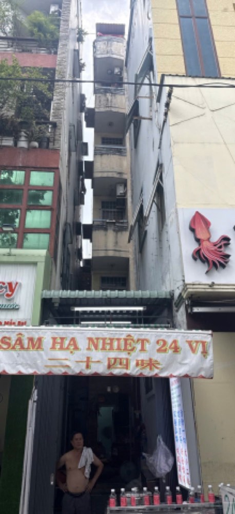 Bán nhà mặt tiền Huỳnh Mẫn Đạt, Quận 5 - ảnh 1