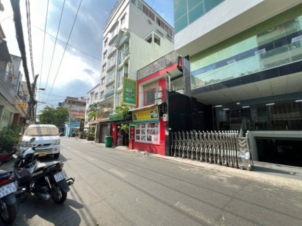 Bán nhà mặt tiền Ba Vì, Tân Bình