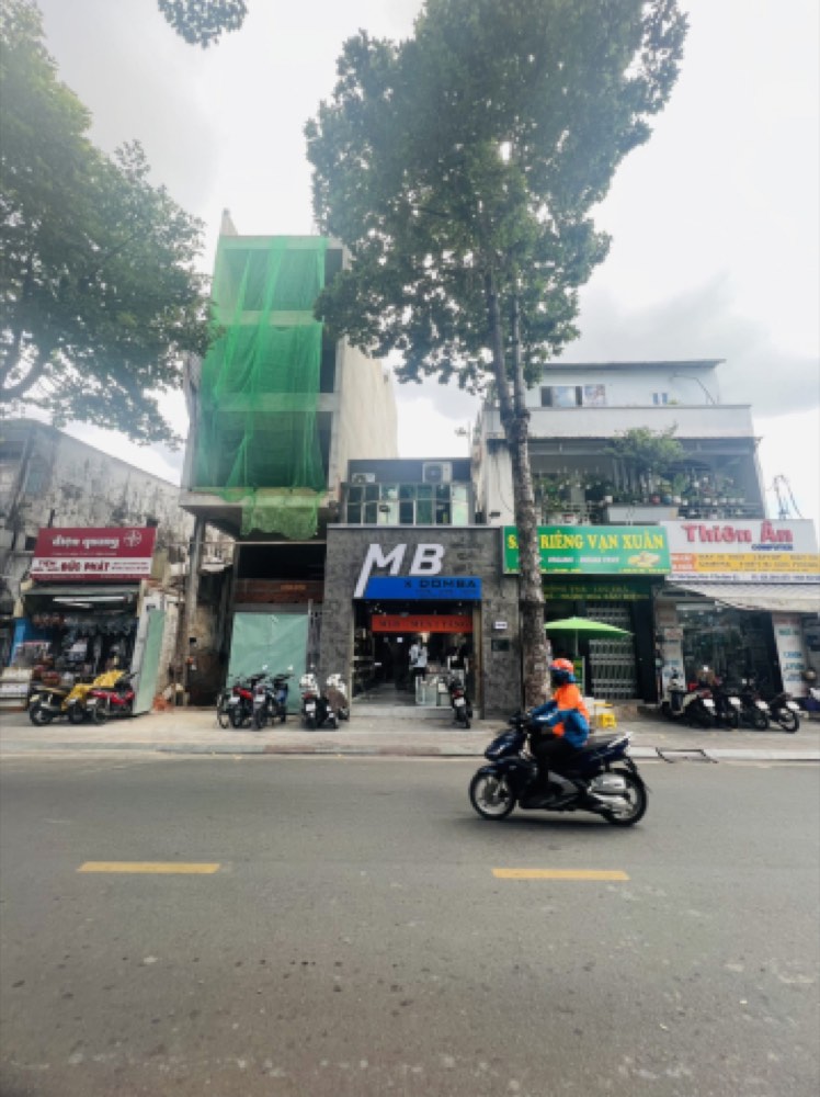Bán nhà mặt tiền 155BIS Trần Quang Khải, Quận 1 - ảnh 1