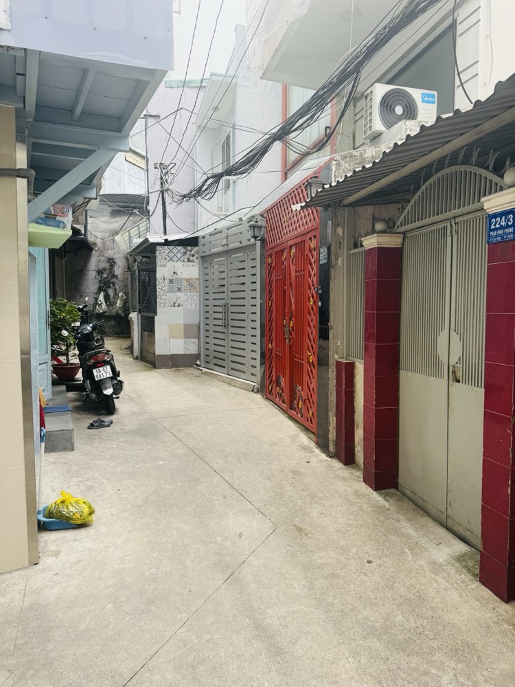 Bán nhà hẻm 224 Phan Đình Phùng, Phú Nhuận