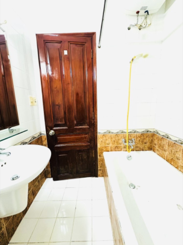 Bán nhà hẻm 42 Duy Tân, Phú Nhuận - ảnh 1