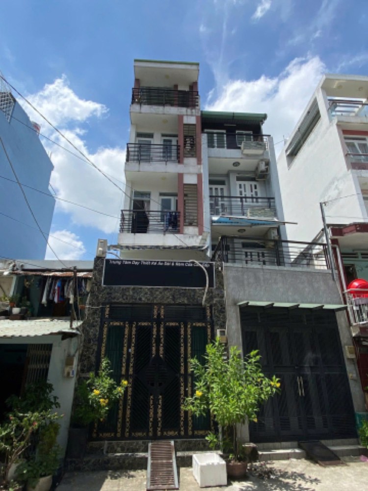 Bán nhà hẻm 462 Đường 3 Tháng 2, Quận 10 - ảnh 1