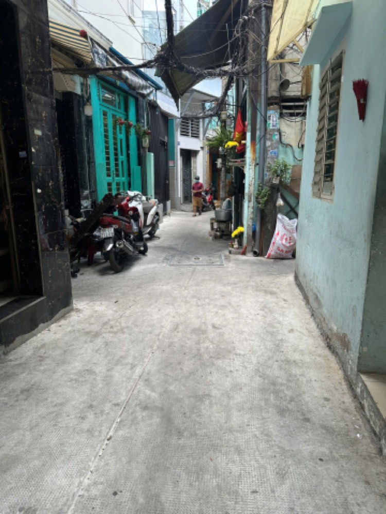 Bán nhà hẻm 313 Đường 3 Tháng 2, Quận 10 - ảnh 1