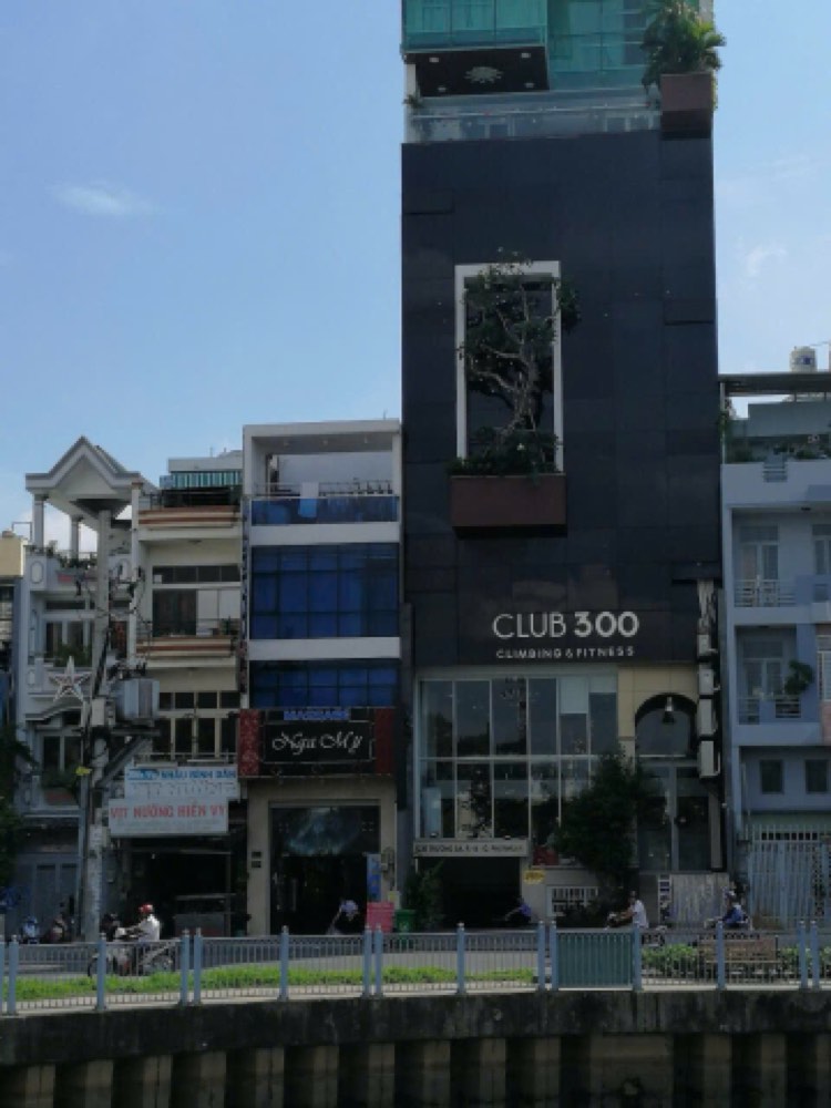 Bán nhà mặt tiền Trường Sa, Phú Nhuận