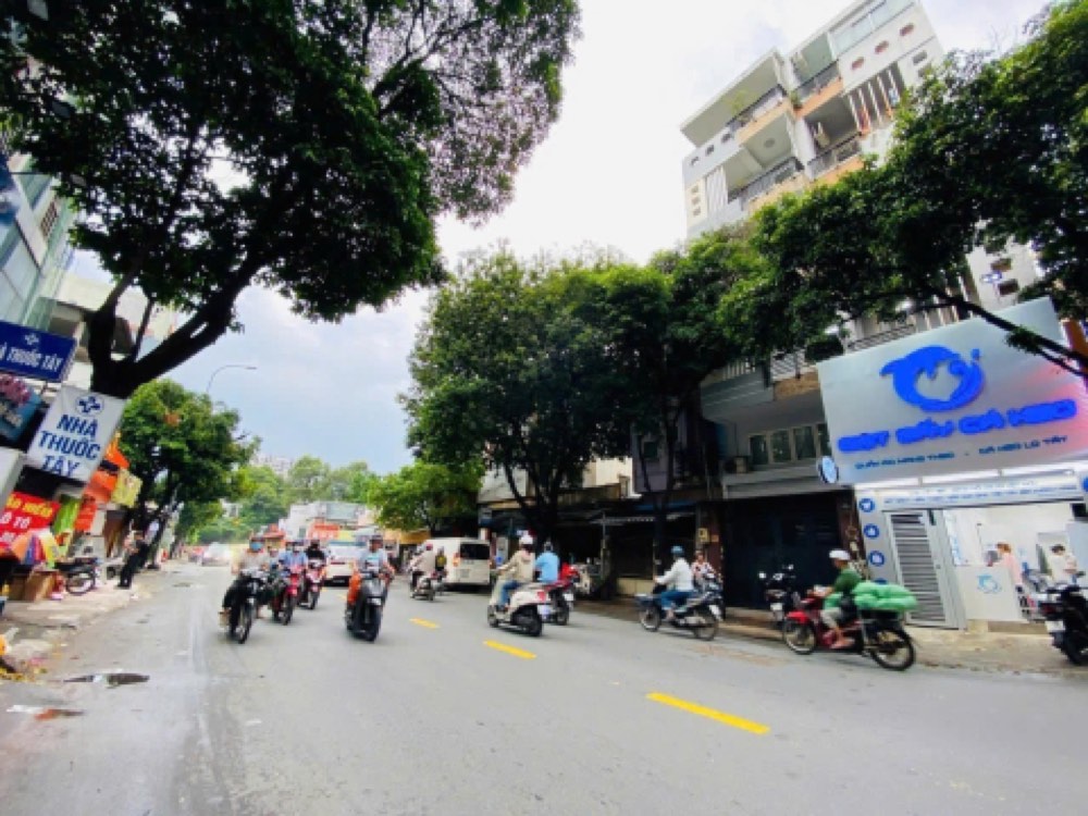 Bán nhà mặt tiền Phổ Quang, Tân Bình