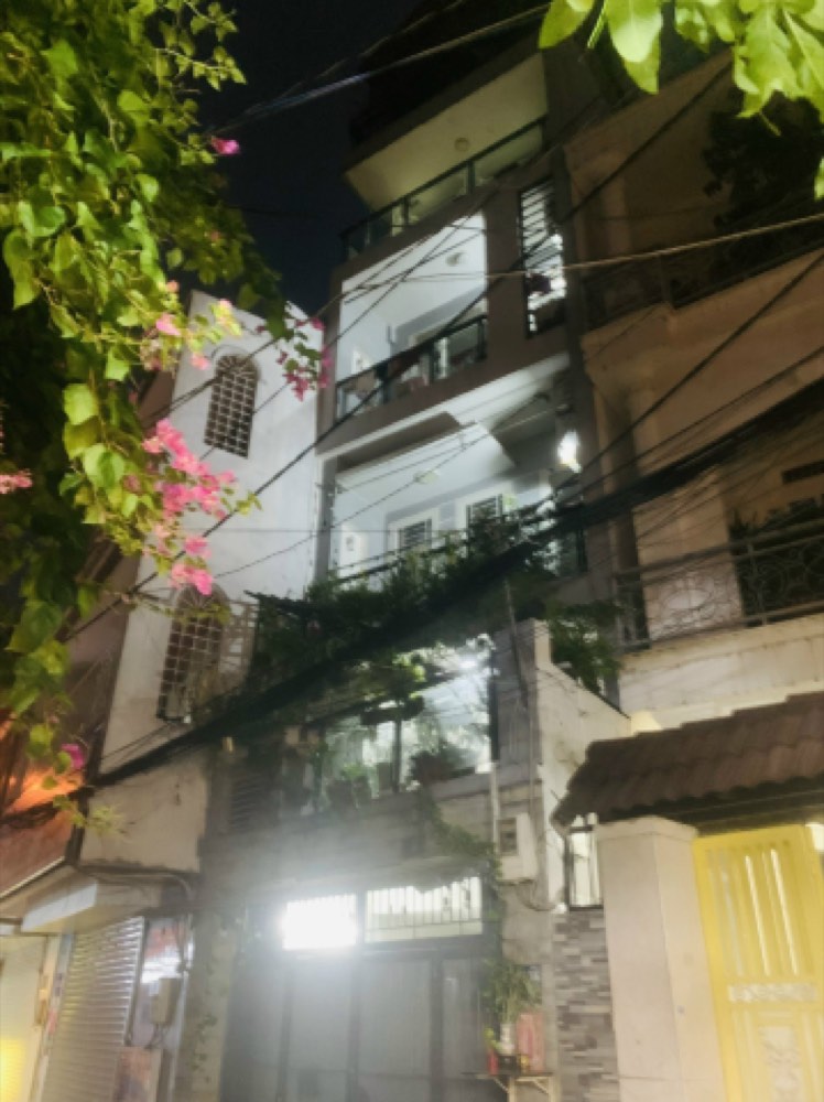 Bán nhà hẻm 131 Thành Thái, Quận 10 - ảnh 1