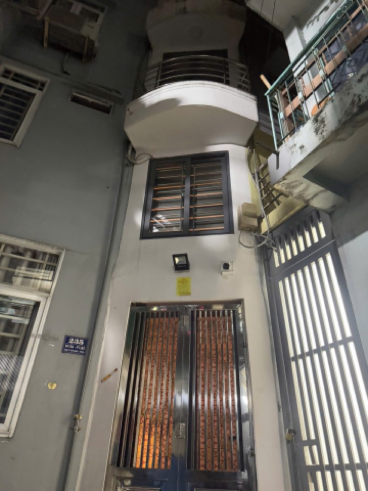 Bán nhà hẻm 235 Nam Kỳ Khởi Nghĩa, Quận 3 - ảnh 1