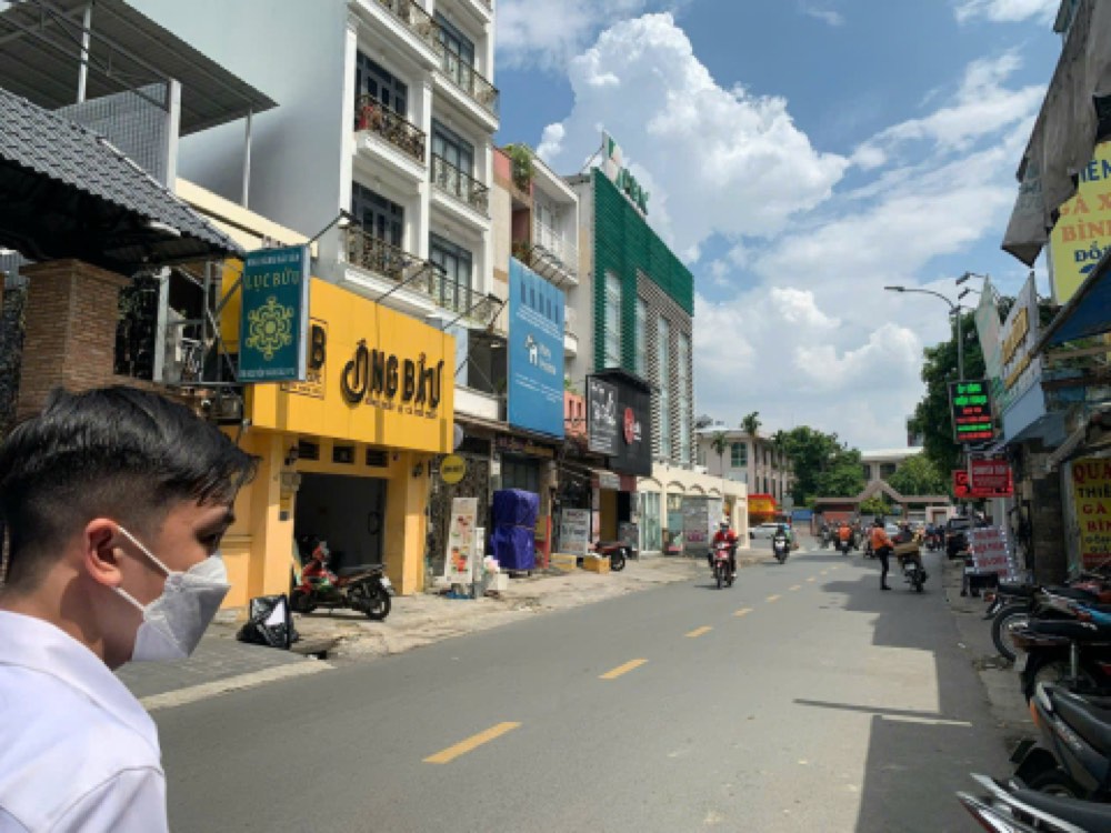 Bán nhà mặt tiền 4 Nguyễn Văn Đậu, Phú Nhuận - ảnh 1